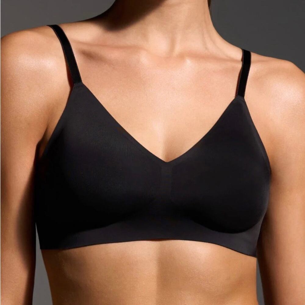 Eby relief seamless bra in black WOMENS XL